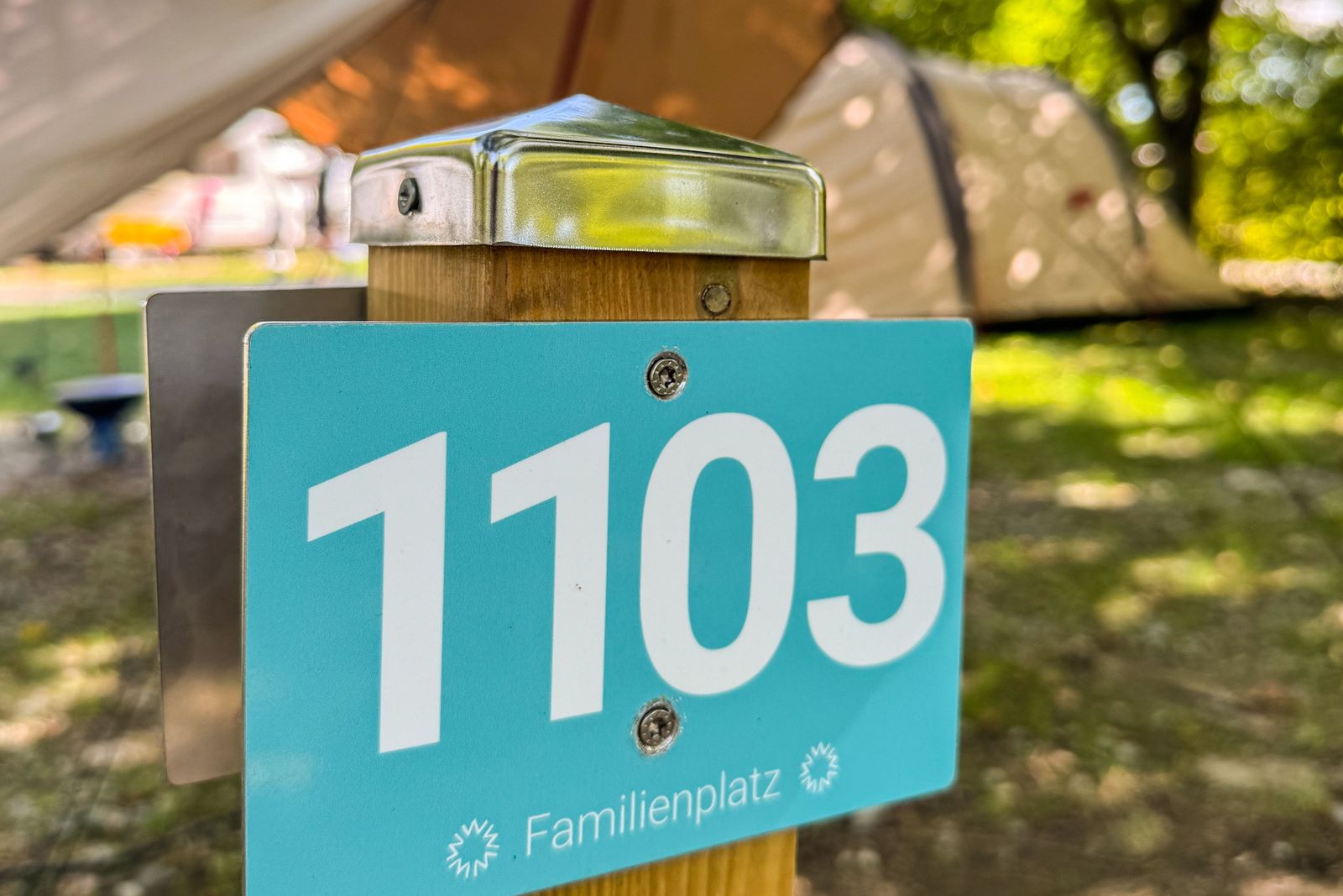 premium pitch 120-140m² image 1 - Wirthshof Resort