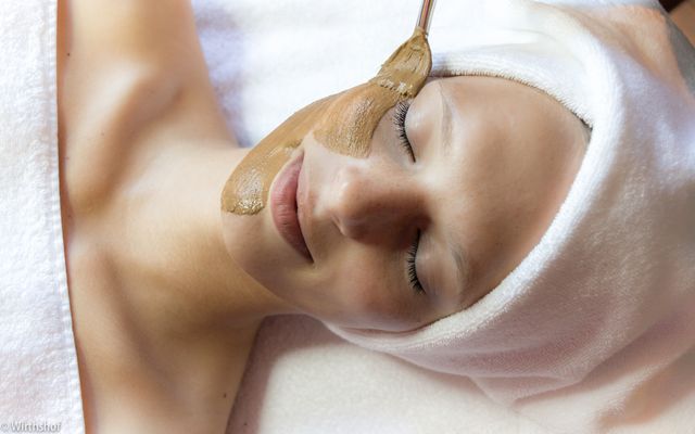 Cleansing facial treatment - Wirthshof 