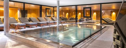 Gut Sonnberghof Naturhotel - Innenpool