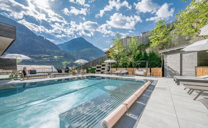 Bergland Design- und Wellnesshotel Sölden - Außenpool