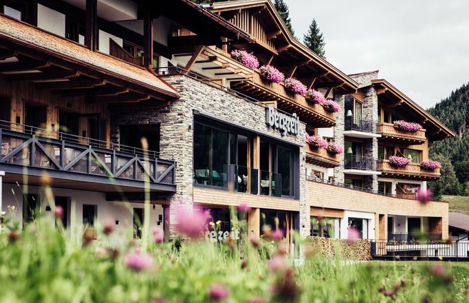 4 stars Natur- & Biohotel Bergzeit - Zöblen, Tyrol, Austria