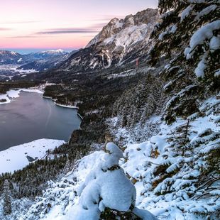Angebot: Die stillsten Stunden - Eibsee Hotel