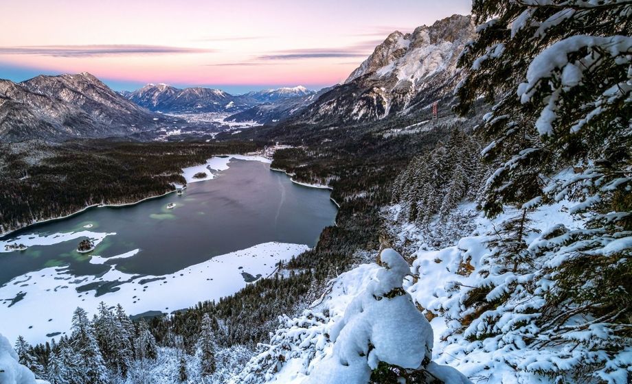 Angebot: Die stillsten Stunden - Eibsee Hotel
