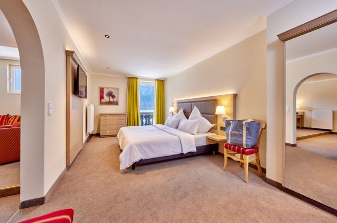 Hotel Room: Suite 314 - Eibsee Hotel