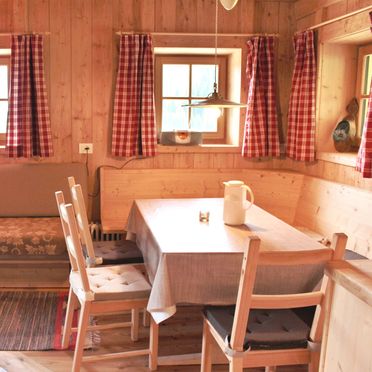 Livingroom, Costetoi Hütte, San Pietro di Cadore, Südtirol, Trentino-Alto Adige, Italy