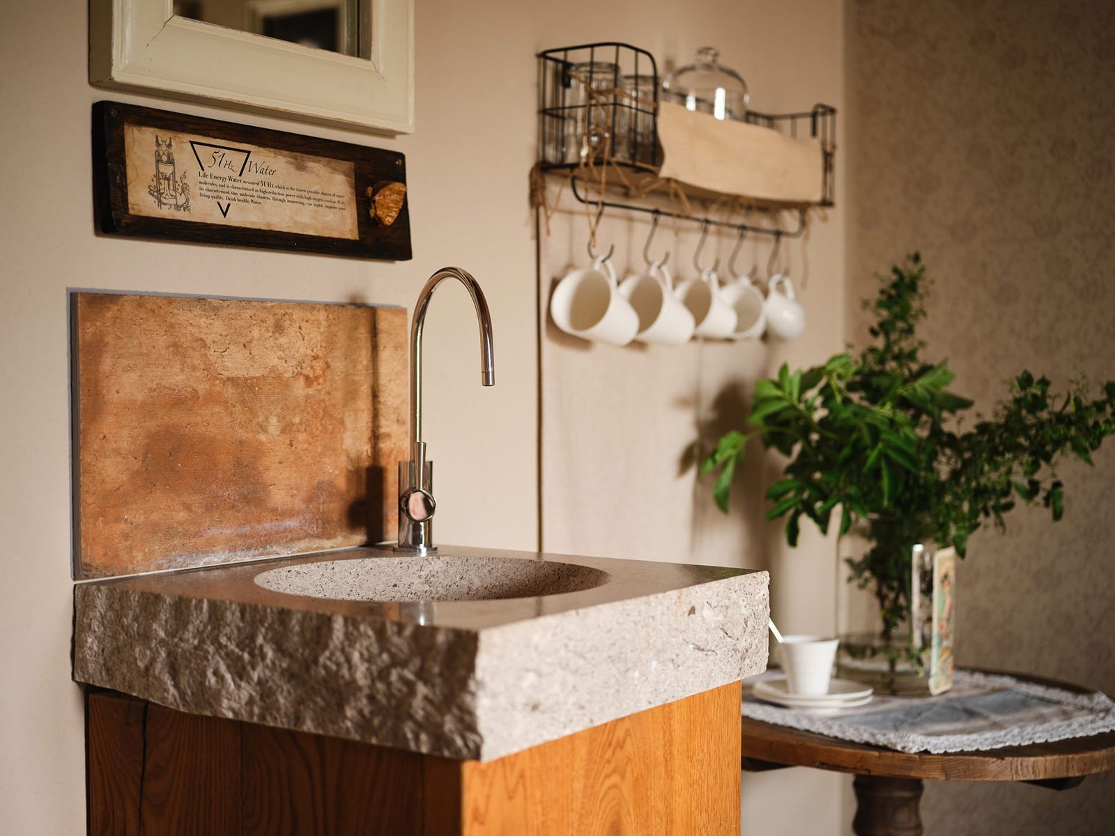 Biohotel St. Daniel Suite Waschbecken