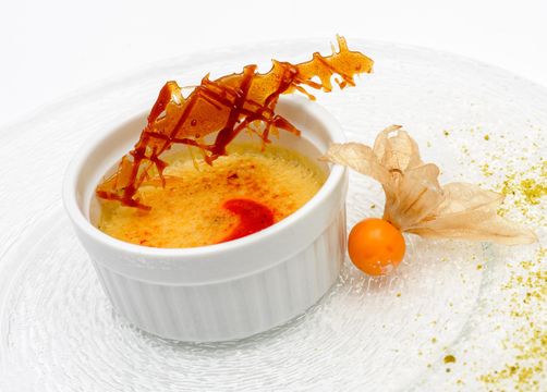 Biohotel Schratt: Crème Brûlée - Berghüs Schratt, Oberstaufen-Steibis, Allgäu, Bayern, Deutschland