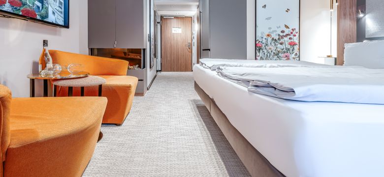 DAS AHLBECK HOTEL & SPA: Doppelzimmer seitlicher Seeblick vom Balkon Typ 9a image #10