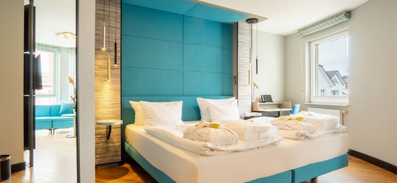 DAS AHLBECK HOTEL & SPA: Doppelzimmer Inselseite mit eingeschränktem Seeblick Typ 9 image #1