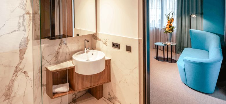 DAS AHLBECK HOTEL & SPA: Doppelzimmer Seeseite Typ 8a image #12