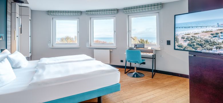 DAS AHLBECK HOTEL & SPA: Doppelzimmer Seeseite Typ 7 image #11