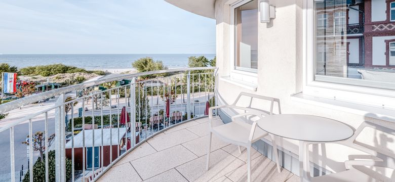 DAS AHLBECK HOTEL & SPA: Doppelzimmer Seeseite Typ 8 image #14