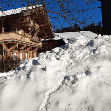 Winter, Bauernhaus Brixen, Brixen i. Thale, Tirol, Tirol, Österreich