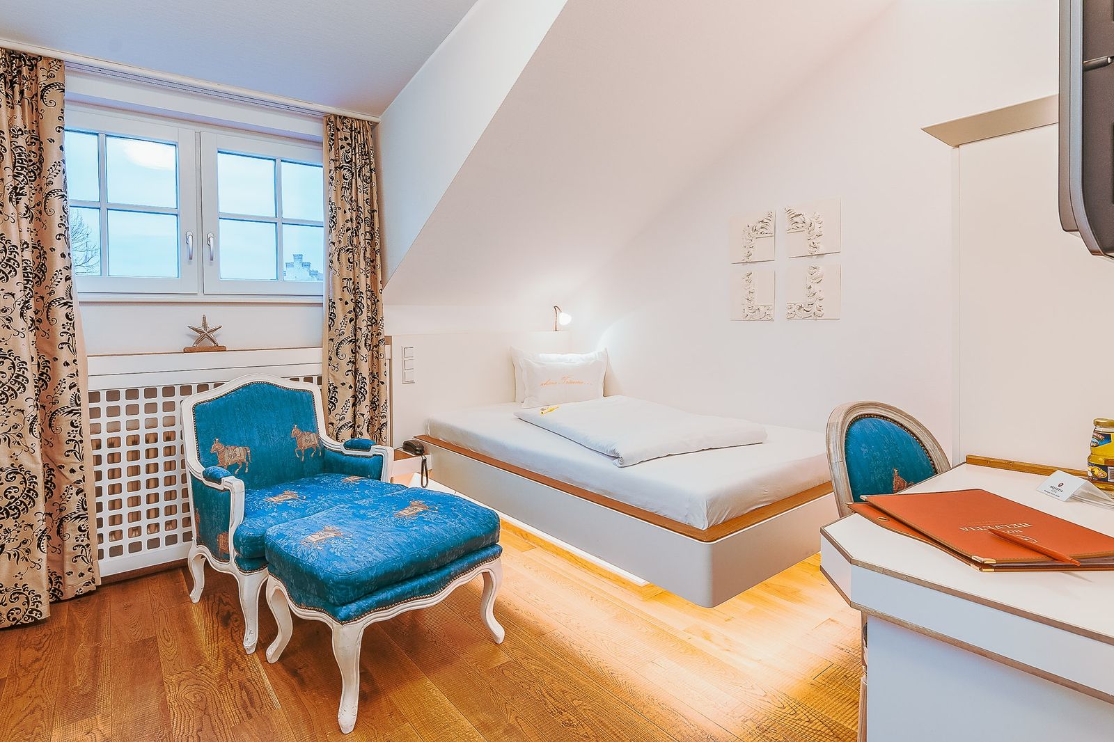 einzelzimmer klassik_yachthotel_helvetia_lindau_bodensee-003