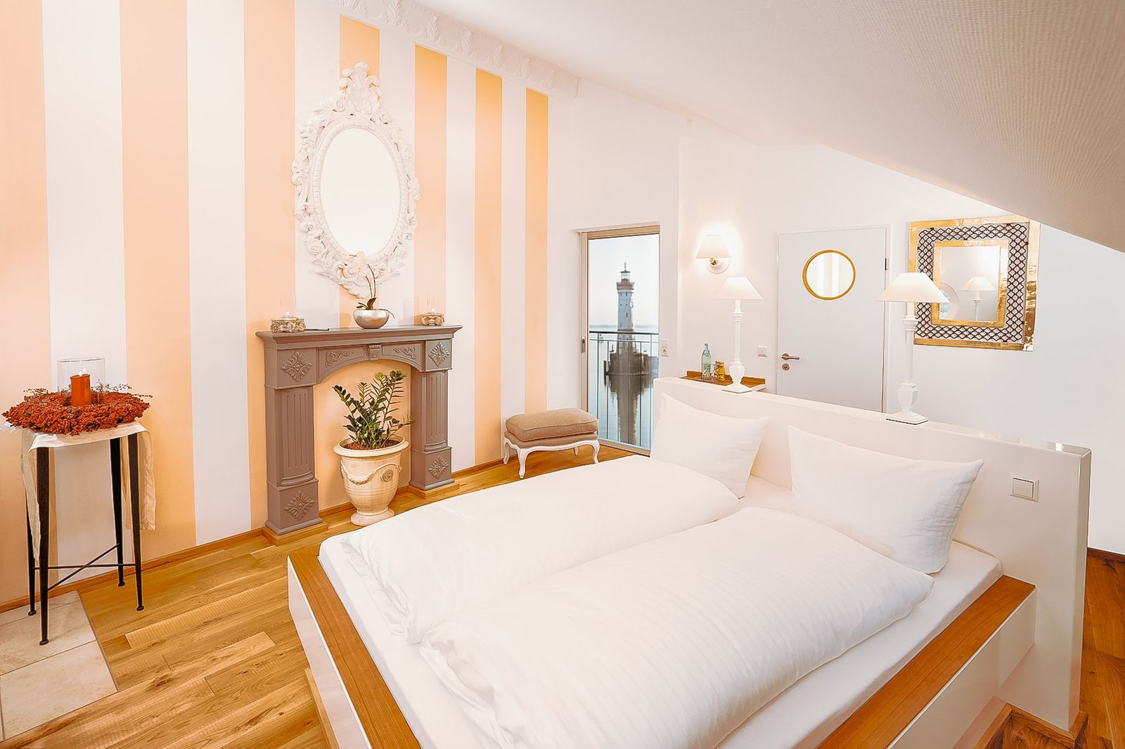 panorama_wellroom_loewe_leuchtturm_yachthotel_helvetia_lindau_bodensee
