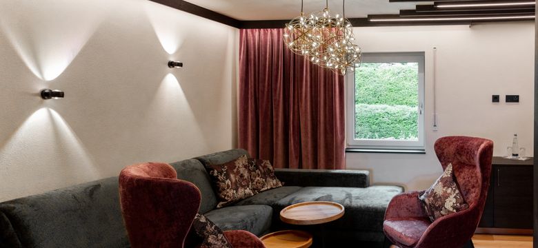 Hüttenhof - Wellnesshotel & Luxus-Bergchalets: Landhaus-Komfortzimmer image #5