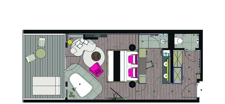 Grundriss des Wohlfühlzimmer "Liebeszauber" mit großem Himmelbett, Regendusche, freistehender Whirlwanne und großzügigem Balkon.