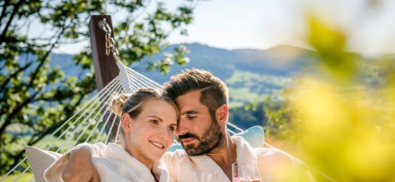 Adults Only Hüttenhof - Wellnesshotel & Luxusbergchalets: Sonnenstunden für die Seele 2025