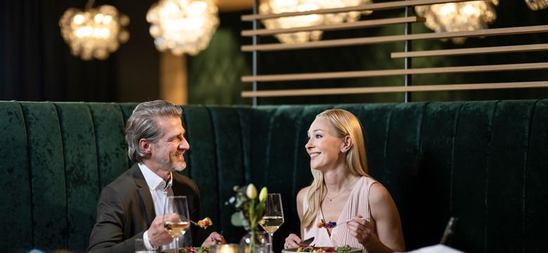 Hüttenhof - Wellnesshotel & Luxus-Bergchalets: Genuss-Zeit 2026