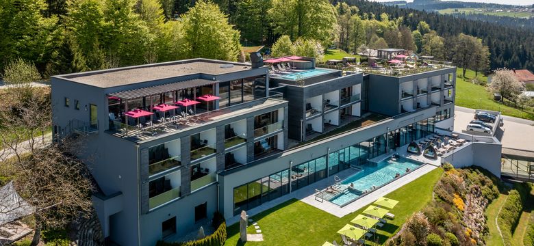 Hüttenhof - Wellnesshotel & Luxus-Bergchalets: Mit allen Sinnen genießen 2025