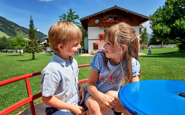 kinder-fuehlen-sich-wohl.jpg