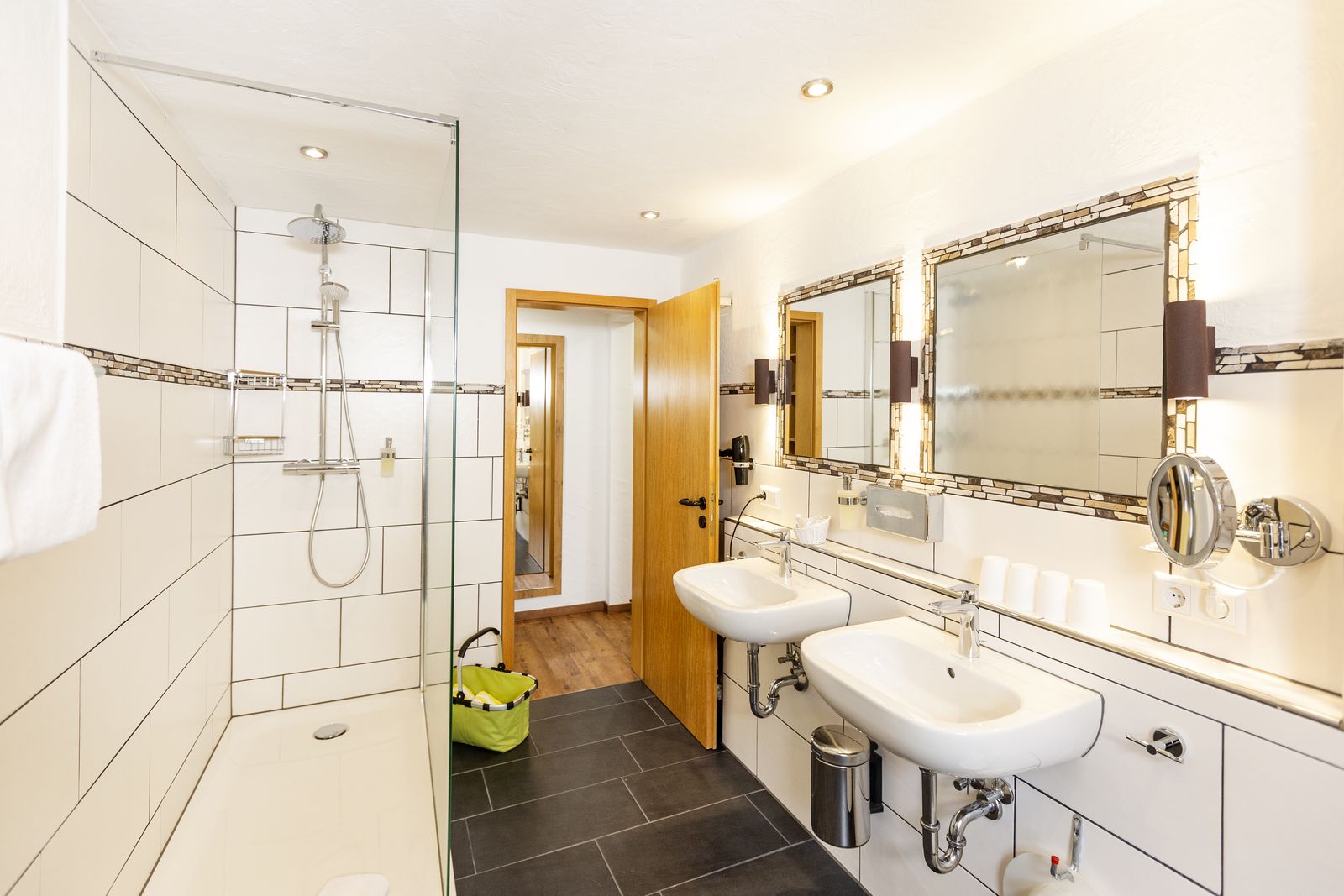 Family suite Stammhaus image 2 - Familotel Hochschwarzwald Hotel Engel