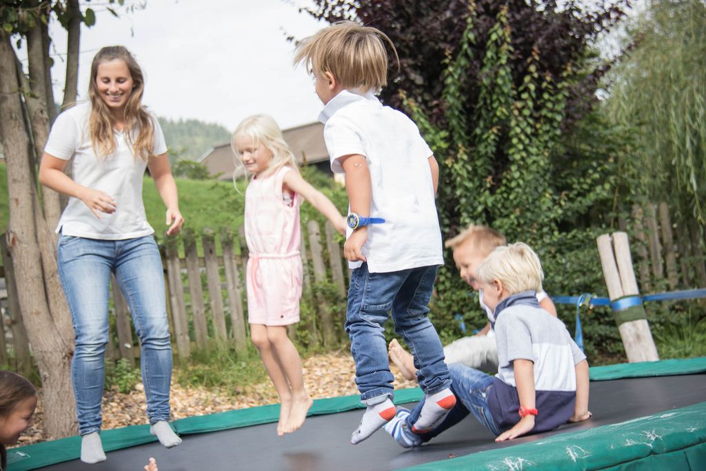 Familienurlaub mit Kinderbetreuung - Familienhotels.de