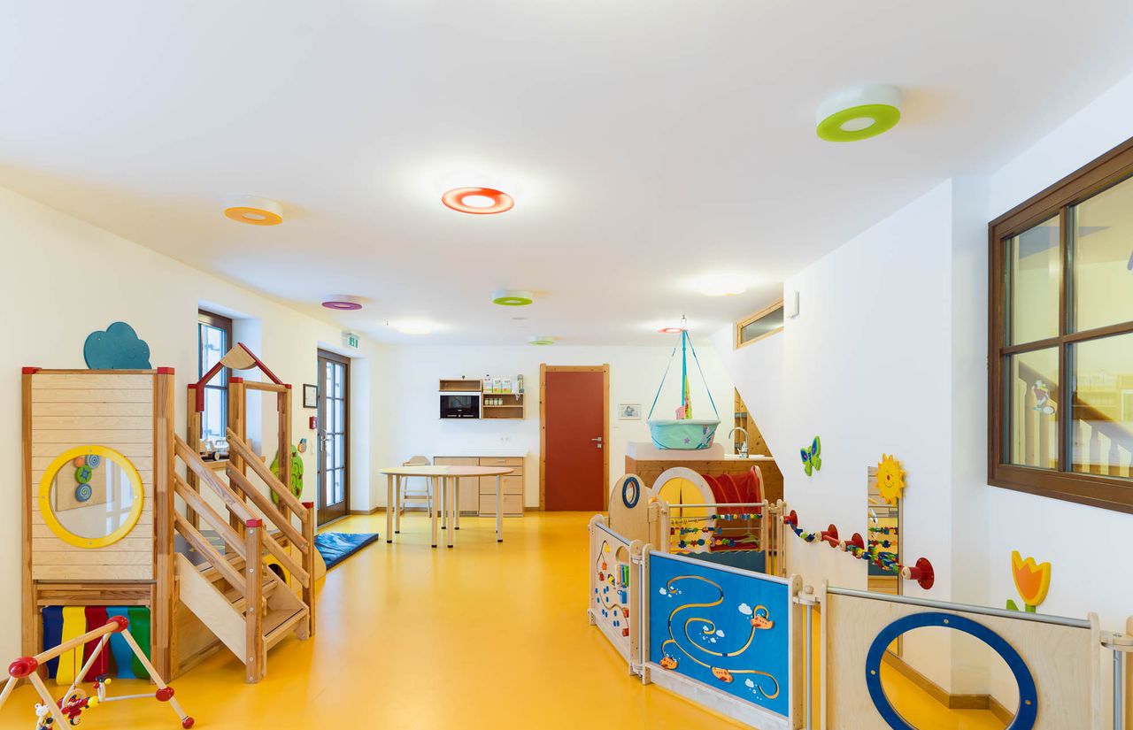 Baby- und Kinderbetreuung im Betreuungsraum