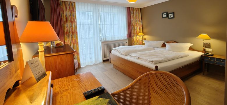 Sport- und Wellnesshotel Angerhof ****S: Einzelzimmer zur Hangseite image #1