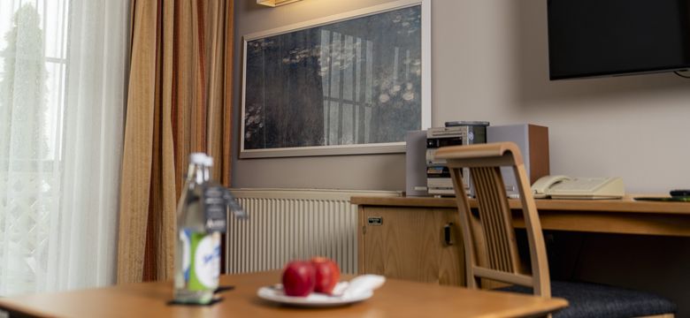 Sport- und Wellnesshotel Angerhof ****S: Suite klassisch zur Südseite image #6