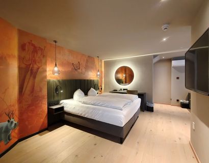 Sport- und Wellnesshotel Angerhof ****S: Spa-Suite mit Infrarotsauna zur Hangseite