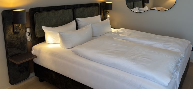 Sport- und Wellnesshotel Angerhof ****S: Doppelzimmer Gäuboden Südseite image #1