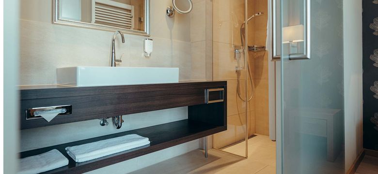 thermal retreat & wellness resort DAS MÜHLBACH: Doppelzimmer Mühlbach image #3