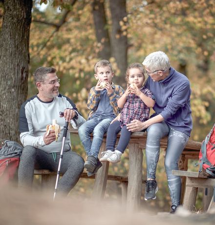 Angebot: Mehr Familienzeit mit Oma und Opa - Gorfion Familienhotel Liechtenstein