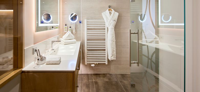 5* Wellness- & Sporthotel Jagdhof: Doppelzimmer Bergkristall image #4