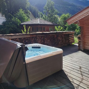 Whirlpool , Schlosswirt Chalet I, Grosskirchheim, Kärnten, Kärnten, Österreich