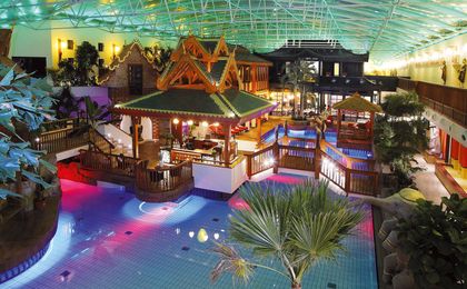Seven Worlds Hotel & Spa Resort - Indoor pool