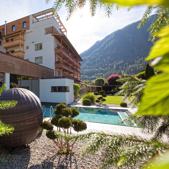 Familiäres Wellnesshotel Truyenhof in Ried im Oberinntal, Tirol, Österreich