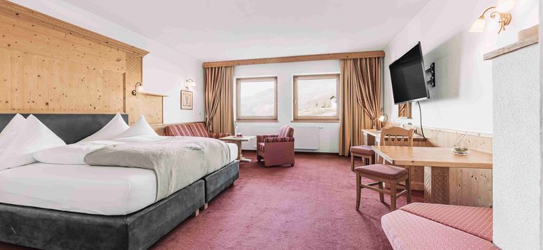 SKI | GOLF | WELLNESS Hotel Riml: double room image #1