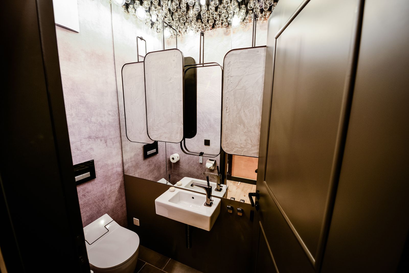 Rooftop Suite image 7 - LIBERTY