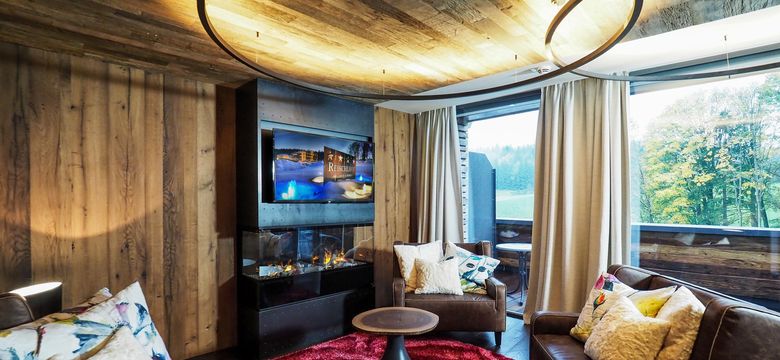 Nicht daheim und doch zuhaus Wellness & Naturresort Reischlhof: Zimmertyp W - Sky Suite image #3