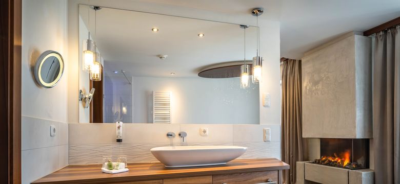 Nicht daheim und doch zuhaus Wellness & Naturresort Reischlhof: Zimmertyp S - Sternensuite image #4