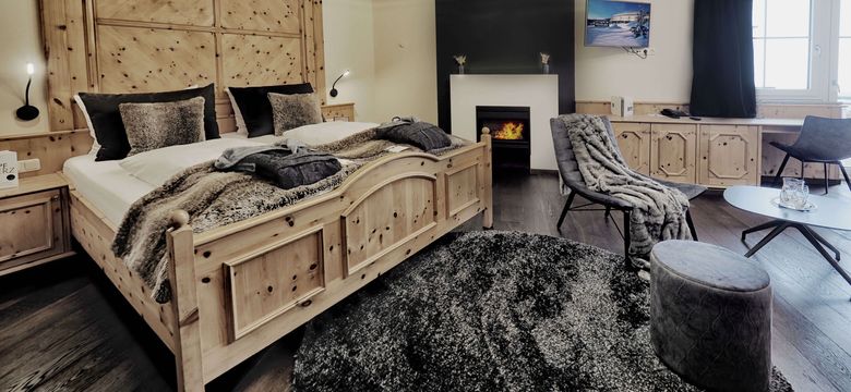 Nicht daheim und doch zuhaus Wellness & Naturresort Reischlhof: Zimmertyp P - Zirben-Relaxzimmer image #1