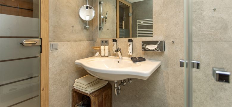 Berghotel Schlossanger Alp: BURGBLICK Suite 15 image #3