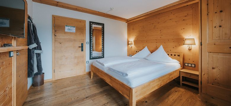 PANORAMA Allgäu Spa Resort: Double Room Grünten image #5