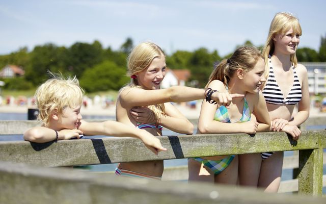 Sommerbild_mit_Kinder.jpg