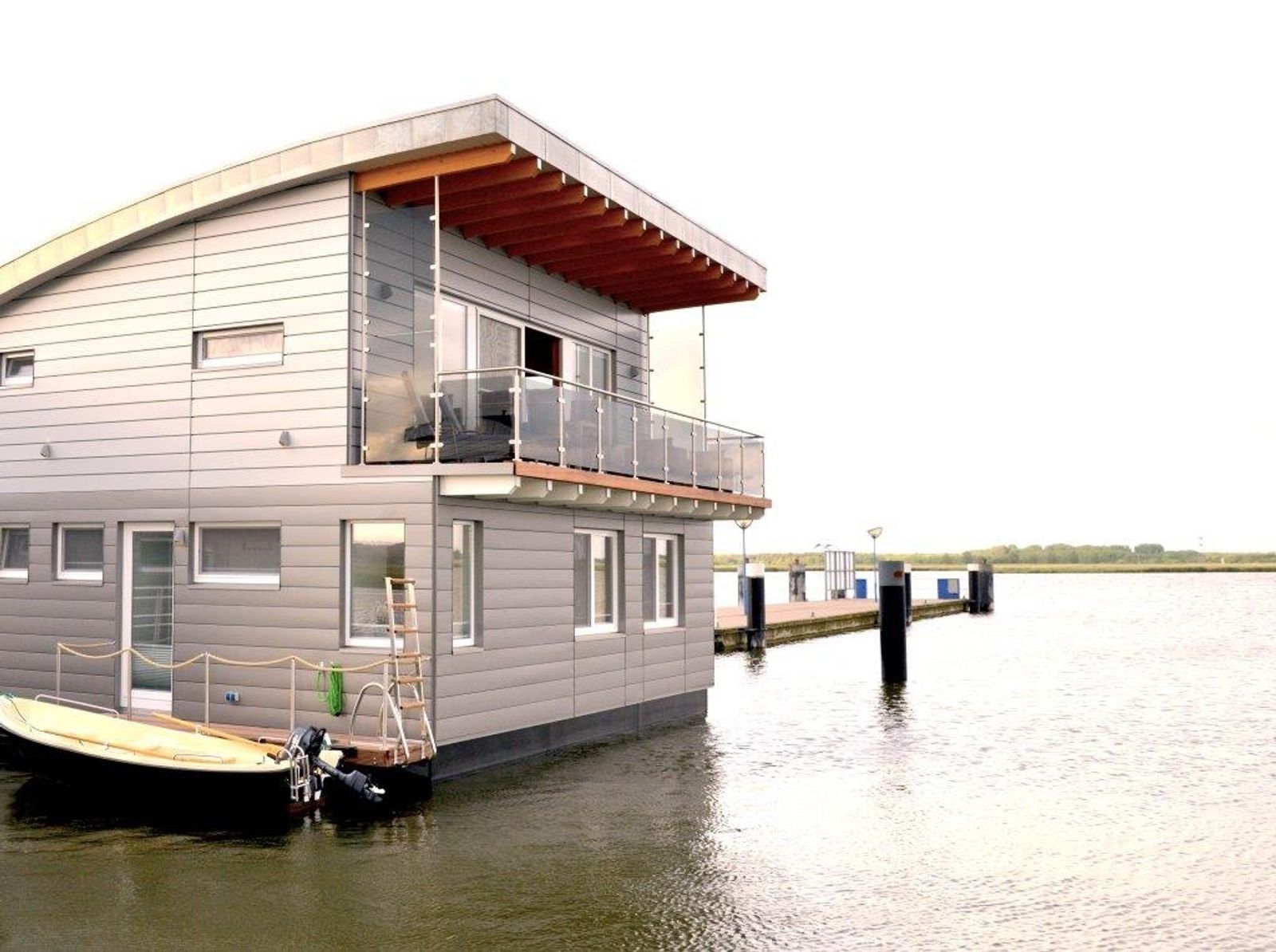 Float 105 Poseidon - #2