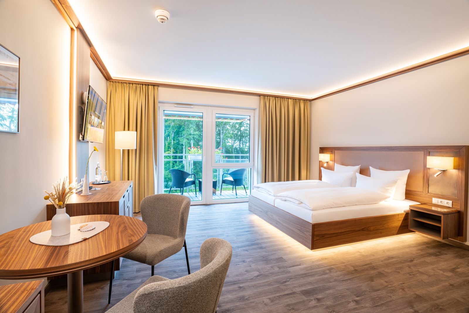 Komfort-Doppelzimmer Deluxe mit Balkon (behindertenfreundlich) image 1 - Strandhotel Seerose