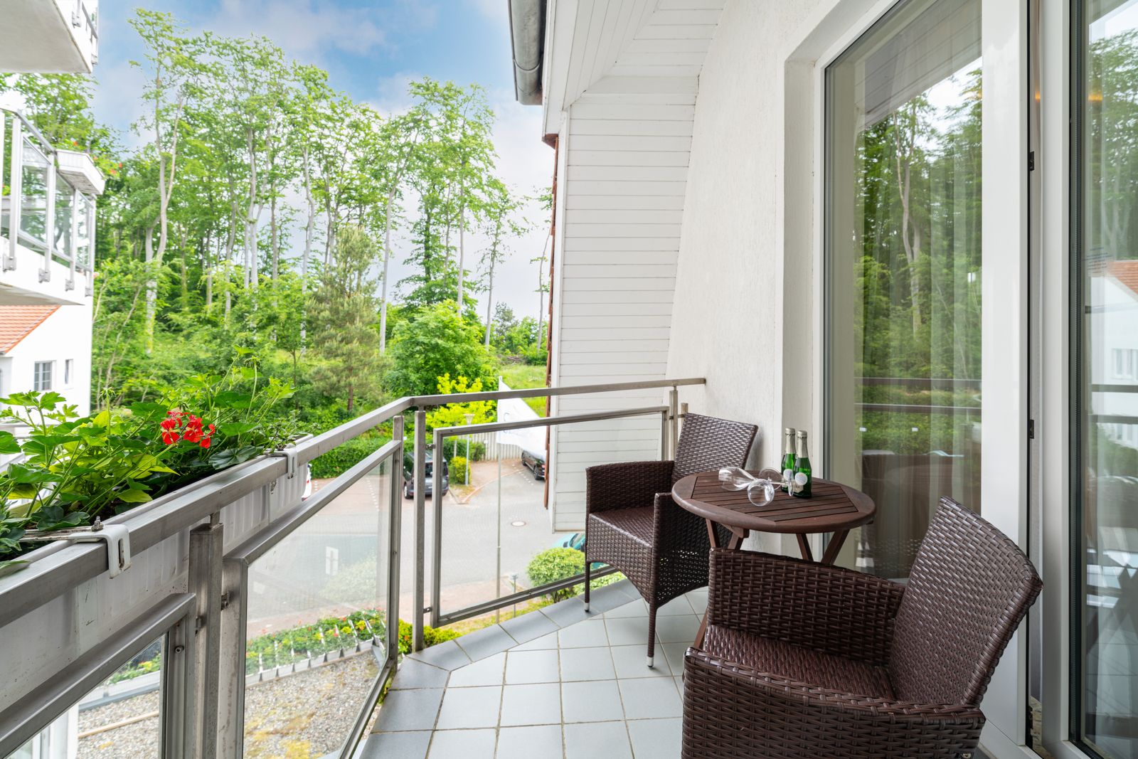 Doppelzimmer mit Balkon image 3 - Strandhotel Seerose