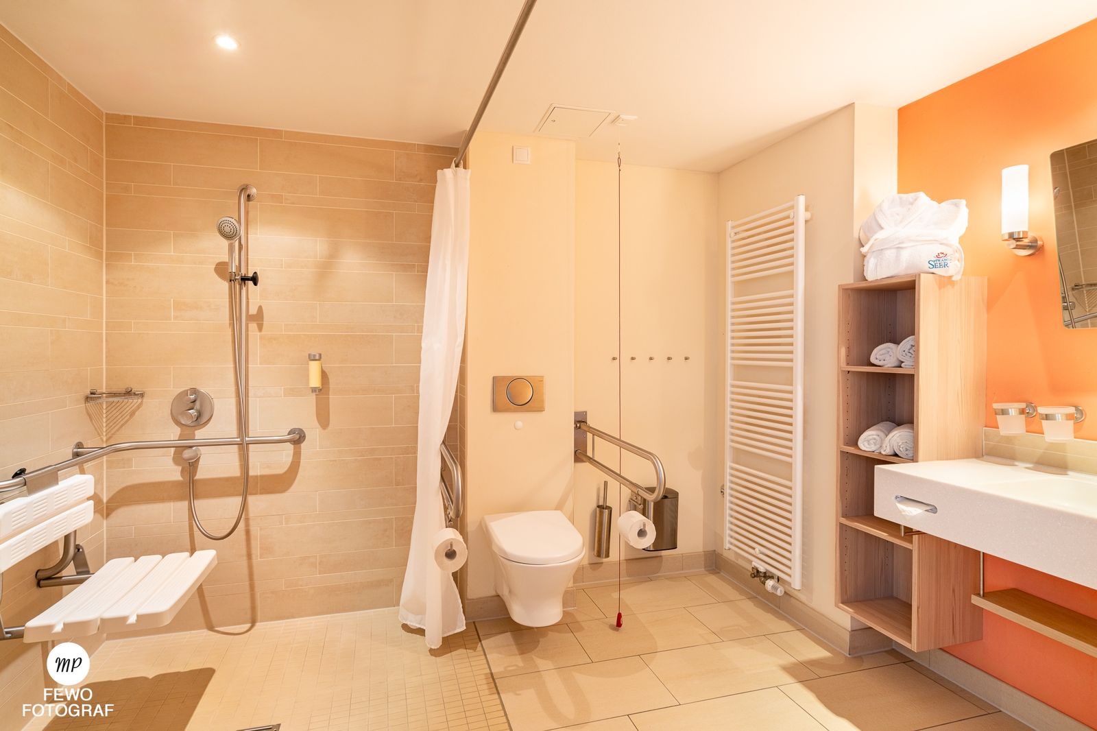 Komfort-Doppelzimmer (behindertenfreundlich) mit Balkon image 2 - Strandhotel Seerose